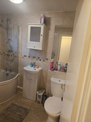 Bathroom 4, Cozy London Apartment Near River Thames, London