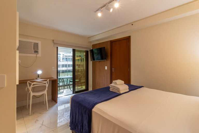 Room 5, 6 Minutes From Leblon Beach Gsm103, Rio de Janeiro