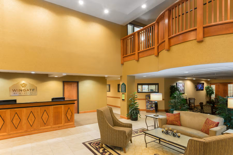 Public Area 2, Wingate by Wyndham Dayton - Fairborn, Greene