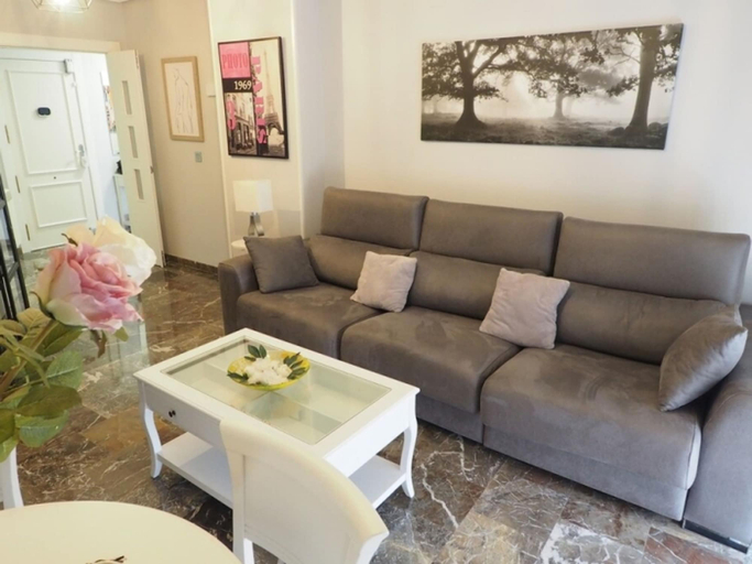 Room 3, Bonito Apartamento en Centro Ciudad con Garaje, Valencia
