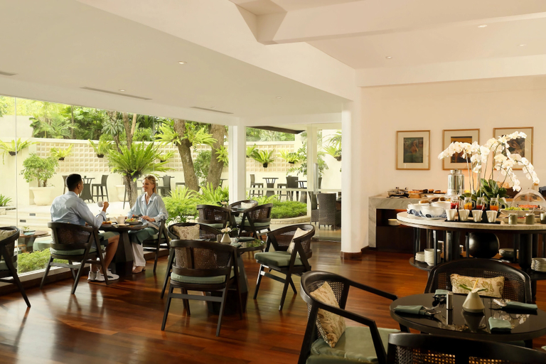 restaurant 6