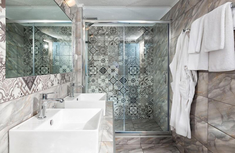 Bathroom 5, Petrino Eco Village, Central Macedonia