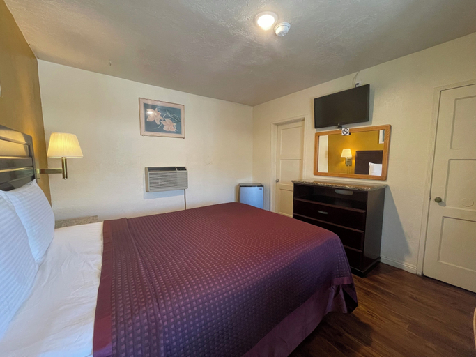 Bedroom 4, Best Motel Los Angeles Sylmar, Los Angeles
