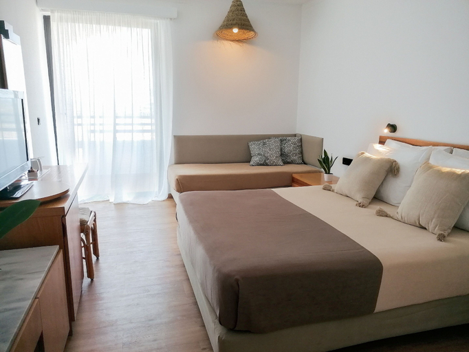 Bedroom 2, Grecotel Casa Paradiso, South Aegean