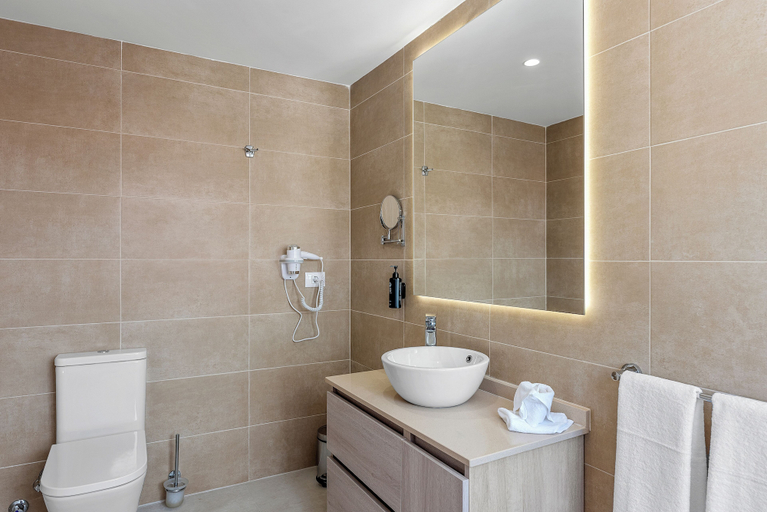 Bathroom 5, Wyndham Residences Golf del Sur, Santa Cruz de Tenerife