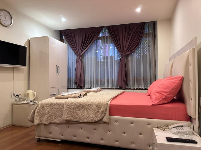 Bedroom 2, MyMoon Residence, Beyoğlu