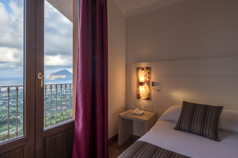 Bedroom 3, Parco Degli Aromi Resort & Benessere, Trapani