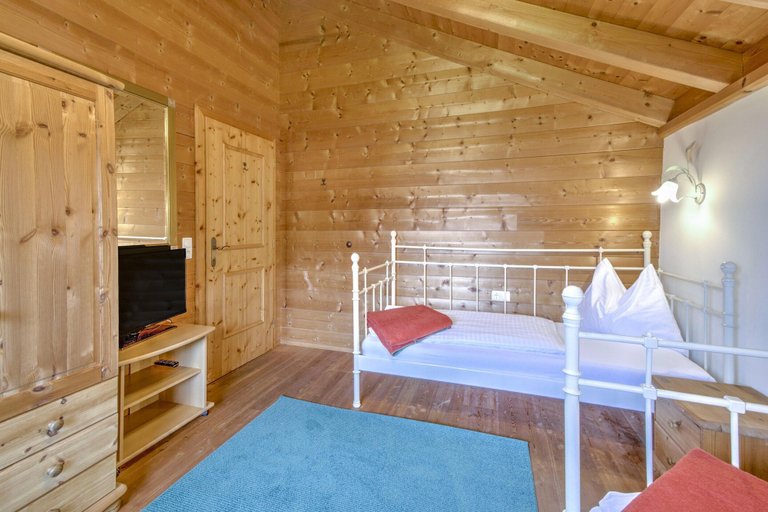 Room 4, Holiday Village Wildschonau Chalet with Garden, Kufstein