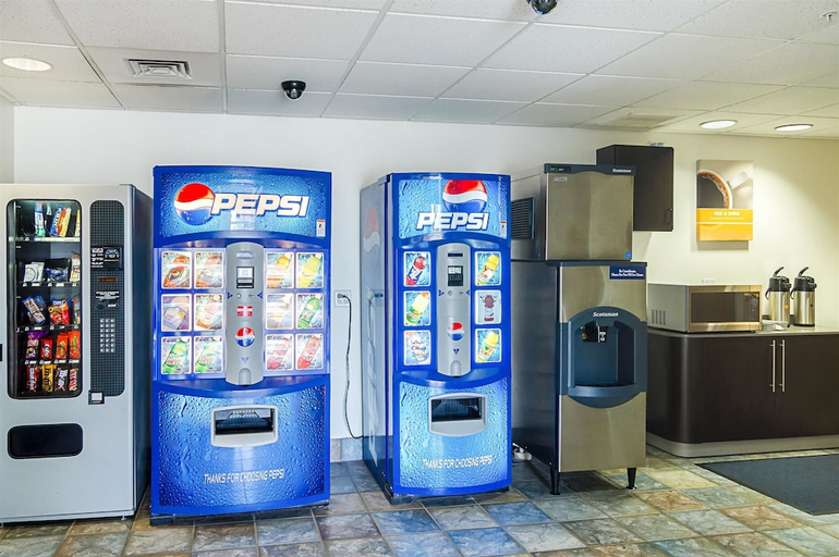 Food & Drinks 4, Motel6 Wheatland, WY, Platte