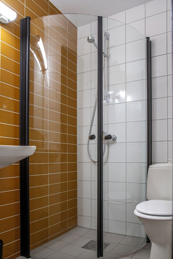 Bathroom 5, Nordis Hotel Lofoten, Vågan