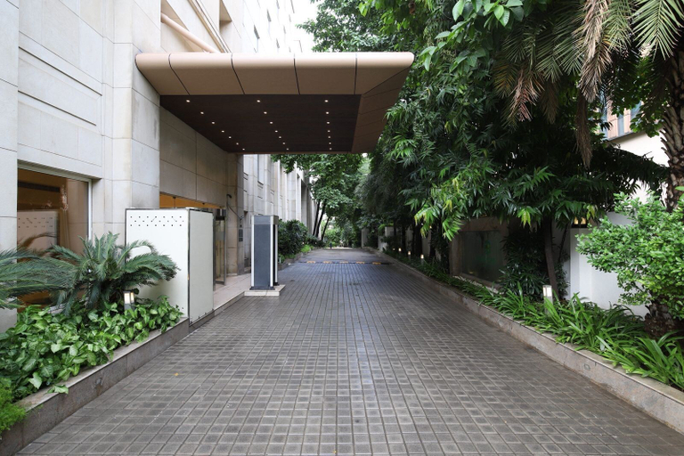 Exterior & Views 2, Lemon Tree Hotel, Delhi Airport, Delhi