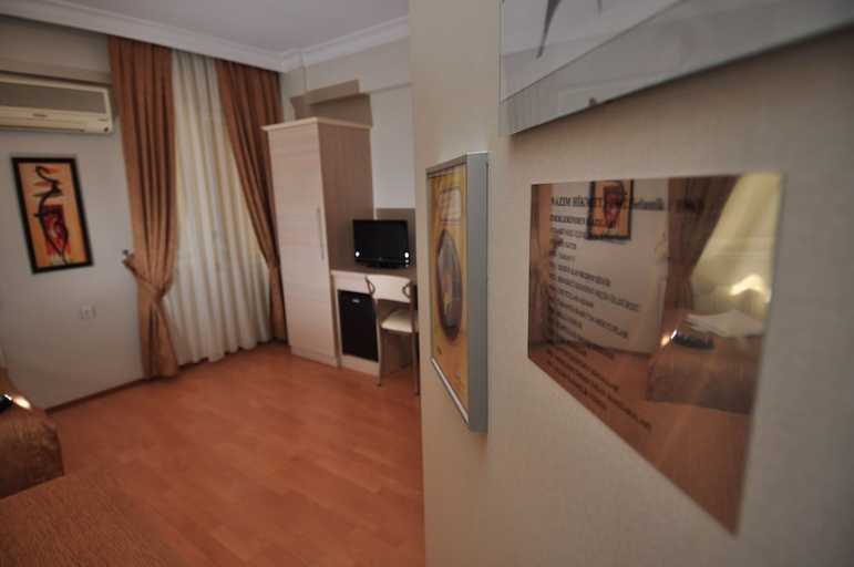 Others 3, Mini Fuar Hotel, Konak