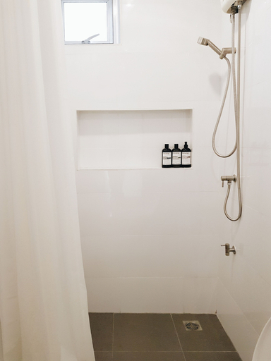 Bathroom 5, LITA Bangkok - Hostel, Huai Kwang