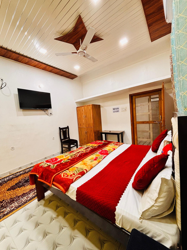 Room 5, Vasant Vihar Inn, Faizabad