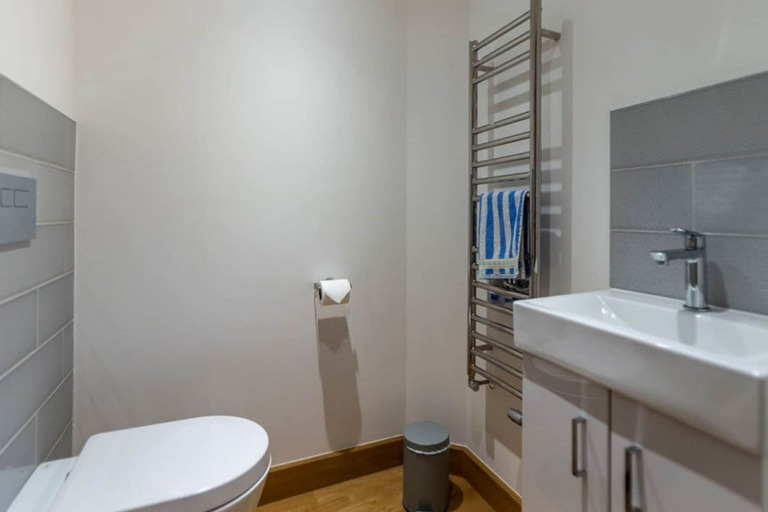 Room 3, Number 15 in Cornwall, Cornwall