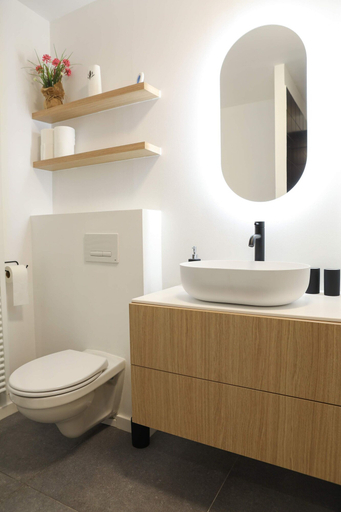 Room 3, Denise - Belle epoque apartment with modern comfor, West-Vlaanderen