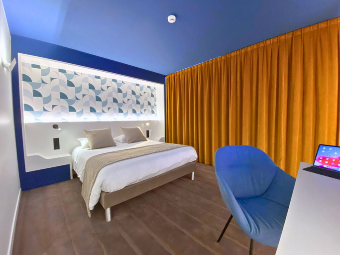 Bedroom 2, Brit Hotel Piscine & Spa - Fougères, Ille-et-Vilaine