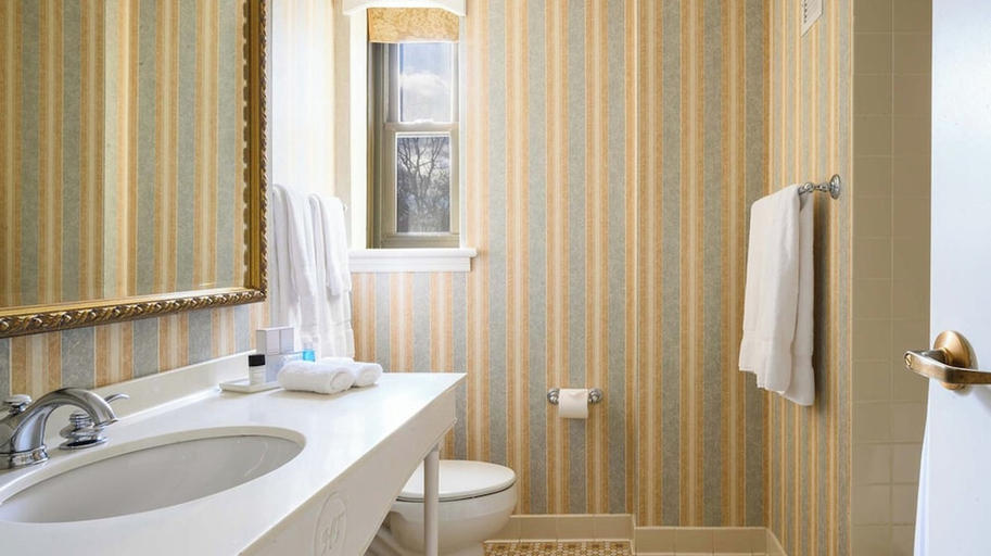 Bathroom 4, The Thayer Hotel at West Point, Orange