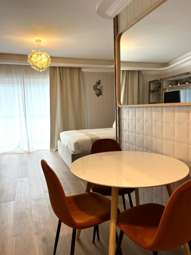 Room 4, Torri Studios