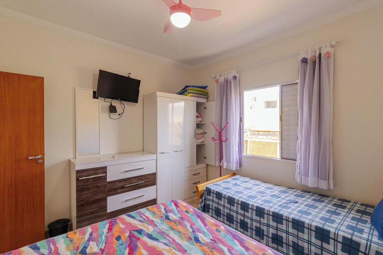 Room 5, Casa Tem Tica com Piscina e Churrasqueira, Porangaba