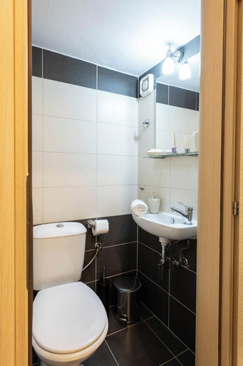Bathroom 2, Porto Sea View Apartments - A. Svolou 29, Central Macedonia