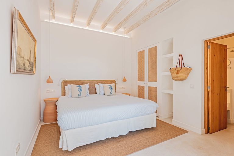 Bedroom 4, The Sea Club, Baleares