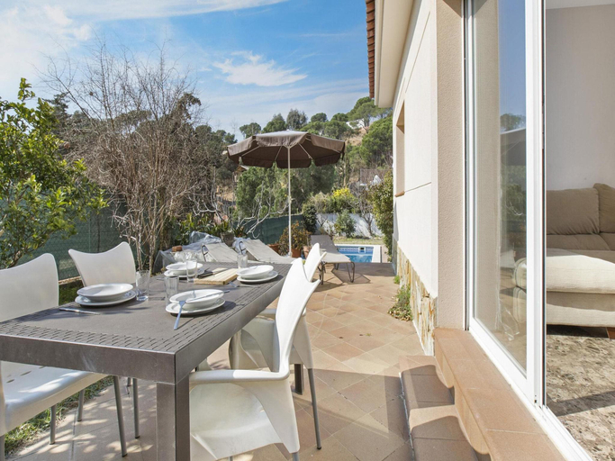 3, Villa in Lloret de Mar with Pool Sea Views, Girona