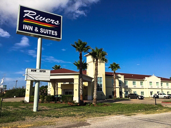 Exterior & Views 2, Rivers  Inn & Suites, Live Oak