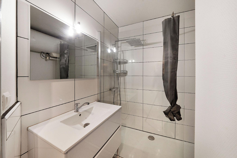 Bathroom 3, Le Petit Coin de Lavaur, Tarn