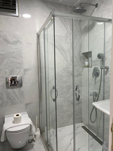 Bathroom 4, Hotel Oğuzhan, Fatih