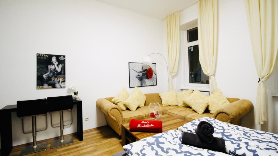 Room 2, Cozy 2BR Apartment Near Augarten, Wien