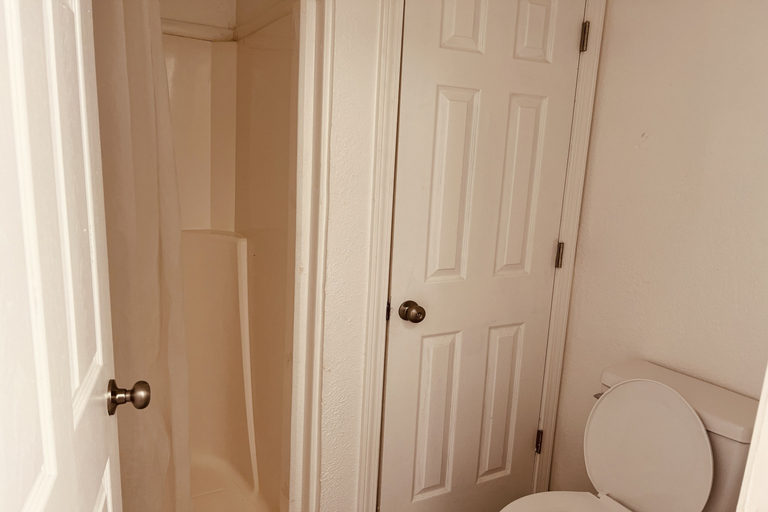 Bathroom 4, Premier Inn & Suites, Alameda