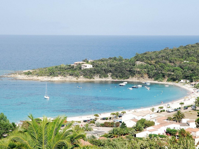 Others 2, Faounzina Village, Corse-du-Sud