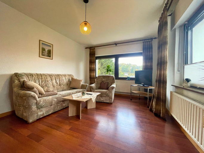 Living room 5, Romantic apartment with garden, Vulkaneifel