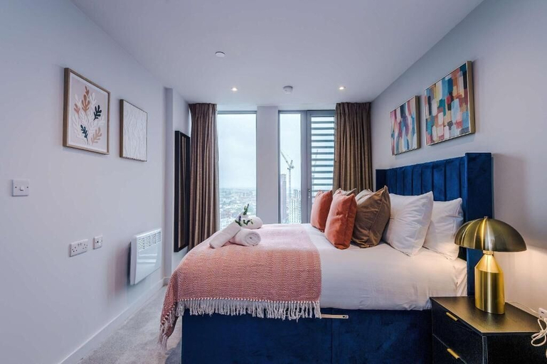Room 3, 96 Greengate, Manchester