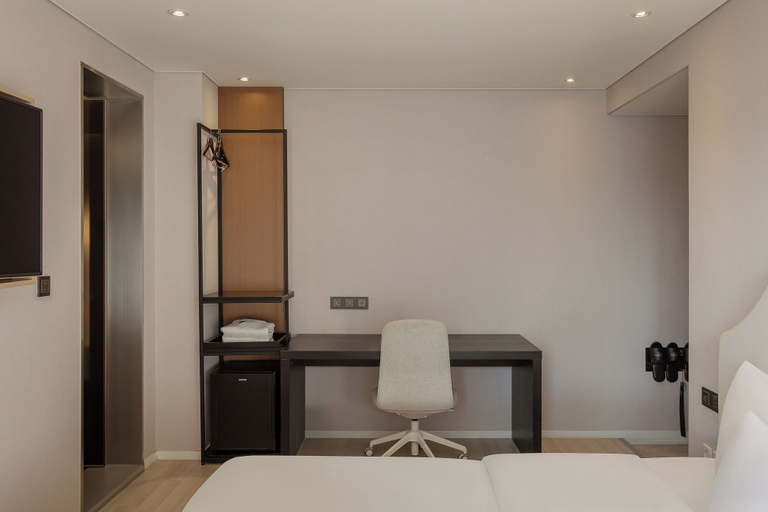 Bedroom 3, NewCZ Gwangan Hotel, Suyeong