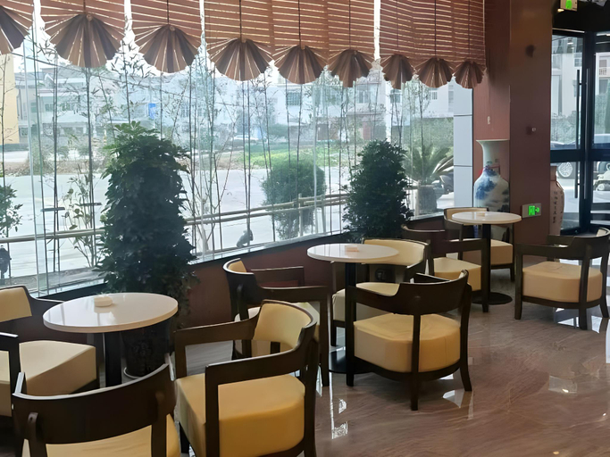 Food & Drinks 5, Gem Anqing Wangjiang County Central Mall Fengqi Ro, Anqing