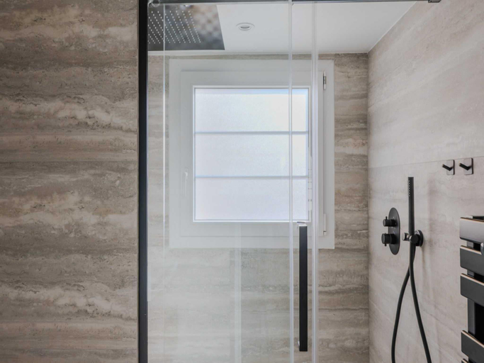 Bathroom 3, Charming and intimate apartment - 2BR/3P - Louvre, Paris