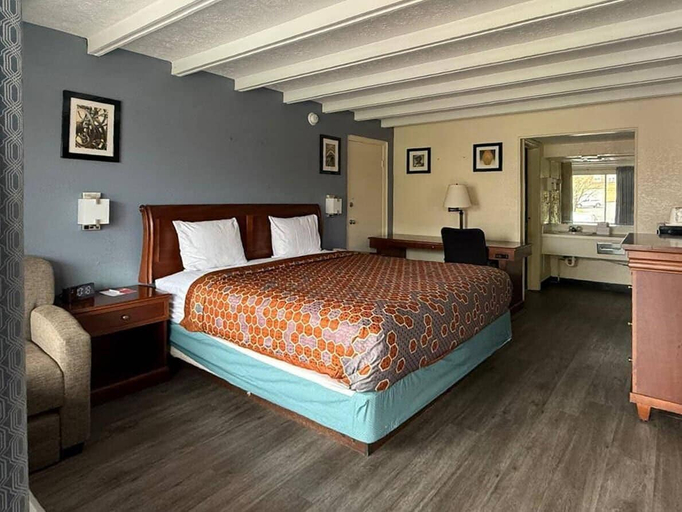 Bedroom 3, Econo Lodge Galax, Galax
