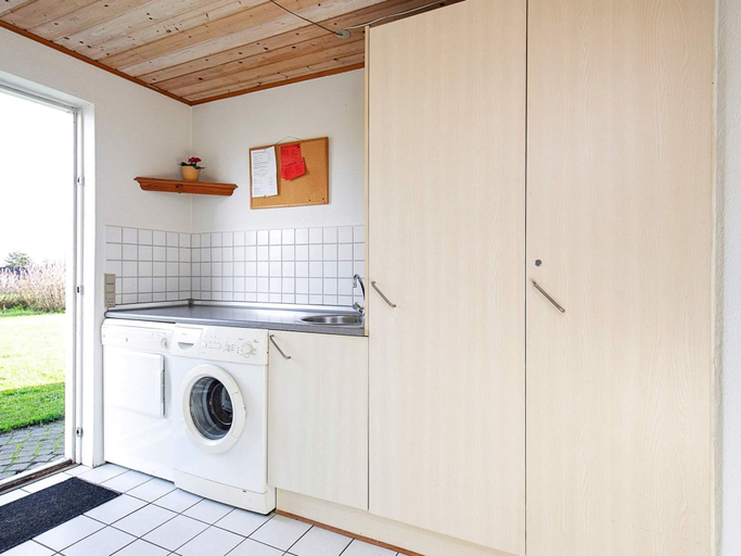 Others 4, 8 Person Holiday Home in Ulfborg, Holstebro