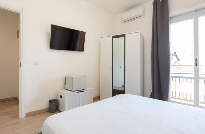 Room 5, Leonardo da vinci Fiumicino, Rome