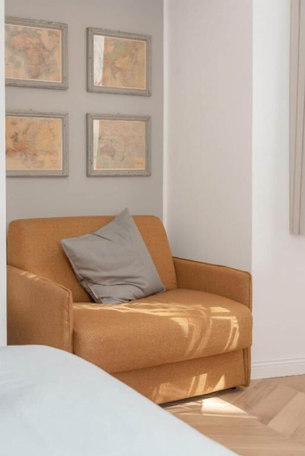 Bedroom 2, Victoria Boutique Suites, Trieste