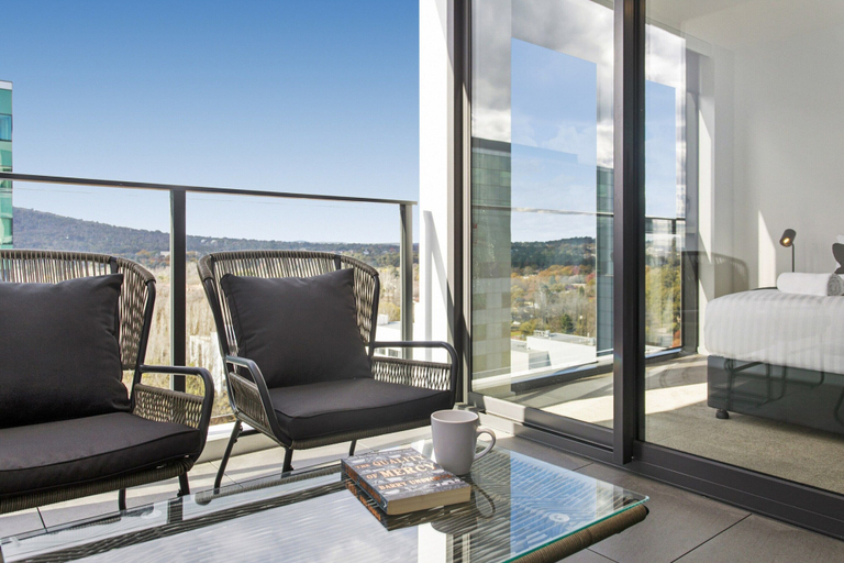 Terrace/patio, Central 2-bed With Gym, BBQ & Stunning Views, Canberra