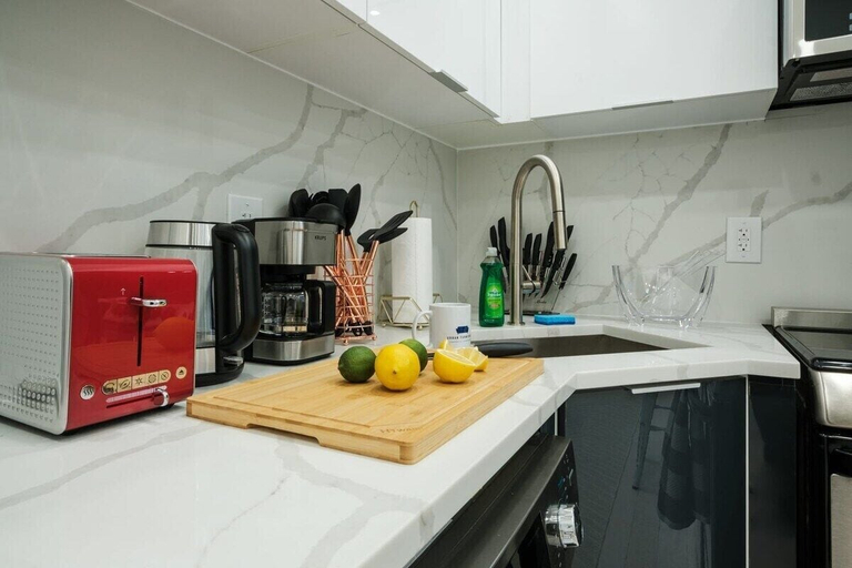 Private kitchen 3, 317 UES Apartments, New York