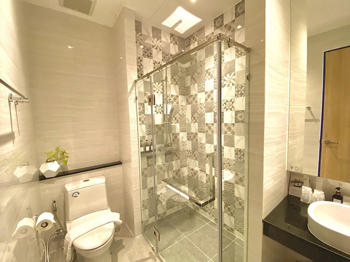 Bathroom 4, The Poem Hotel, Klaeng