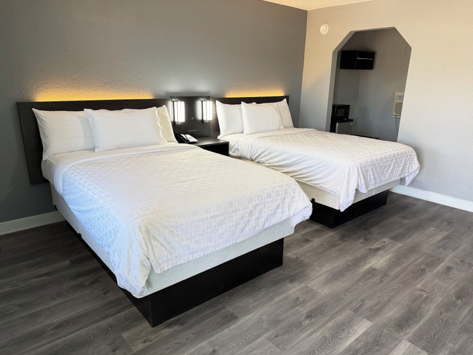 Room 3, Budget Inn Port Lavaca, Calhoun