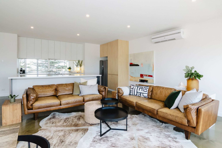 Room 2, Aquabelle One on Rye Beach, Melbourne