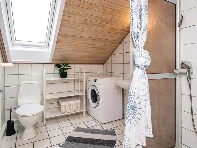 Bathroom, 6 Person Holiday Home in Romo, Tønder