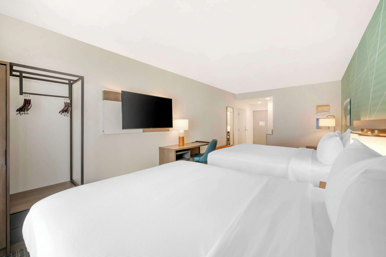 Bedroom 4, Comfort Suites Fort Wayne - Southwest, Allen