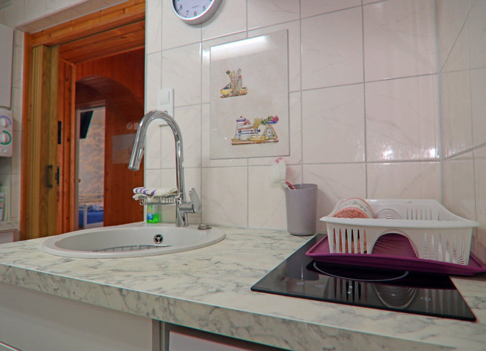 Private kitchen 4, Ferienbungalow Muhlenblick in Kropelin, Rostock